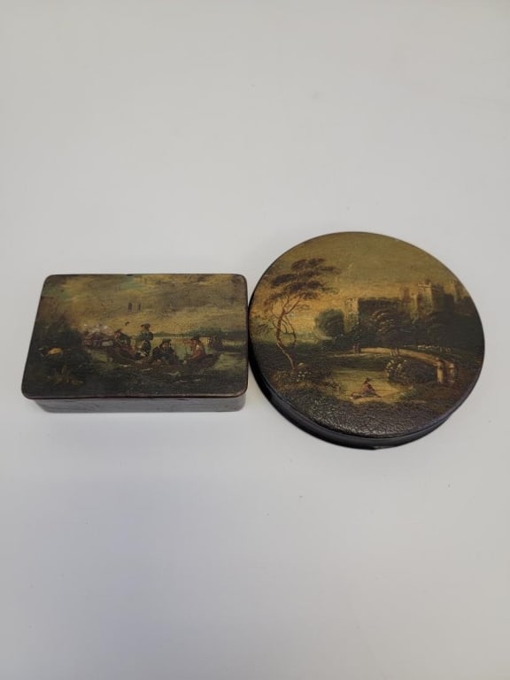 TWO VICTORIAN PAINTED LACQUER SNUFF BOXES (1 of 3)
