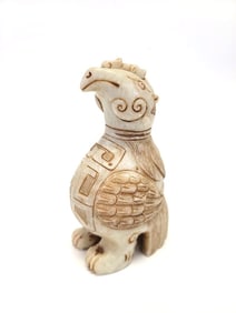 CHINESE CARVED WHITE HARDSTONE / JADE BIRD FIGURE