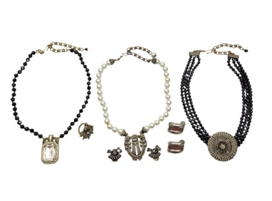 LOT 8 PIECES ASSORTED HEIDI DAUS JEWELRY