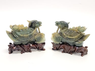 PR CHINESE CARVED MULTICOLORED JADE DUCKS