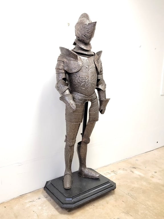 ELABORATE VICTORIAN WROUGHT IRON SUIT OF ARMOUR (1 of 20)