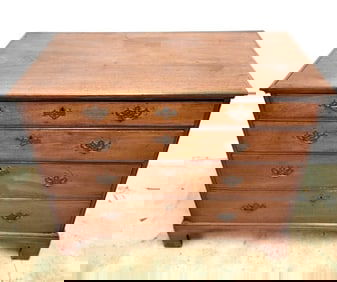 GEORGIAN LATE 18TH C MAHOGANY CHEST OF DRAWERS