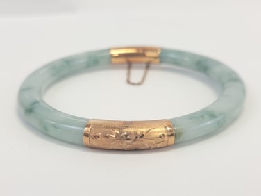 14K GOLD AND JADE BRACELET
