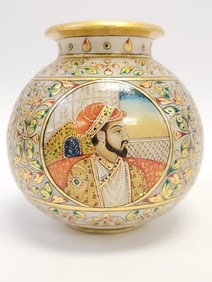 VINTAGE INDIAN MUGHAL PAINTED ALABASTER VASE
