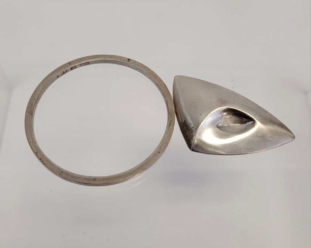 GEORG JENSEN STERLING SILVER BANGLE & BROOCH (1 of 4)