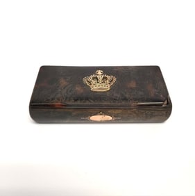 MINIATURE ANTIQUE FAUX TORTOISE SHELL SNUFF BOX