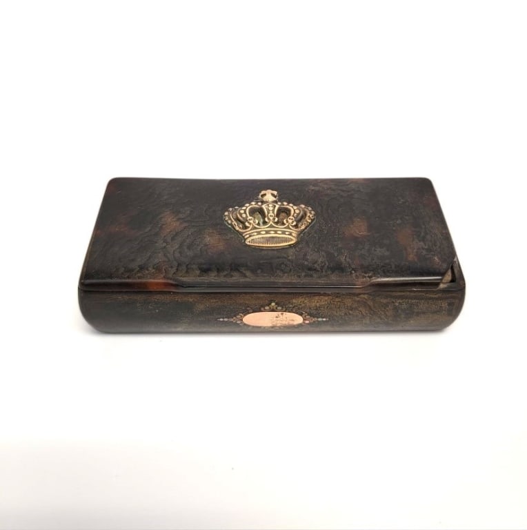 MINIATURE ANTIQUE FAUX TORTOISE SHELL SNUFF BOX (1 of 9)