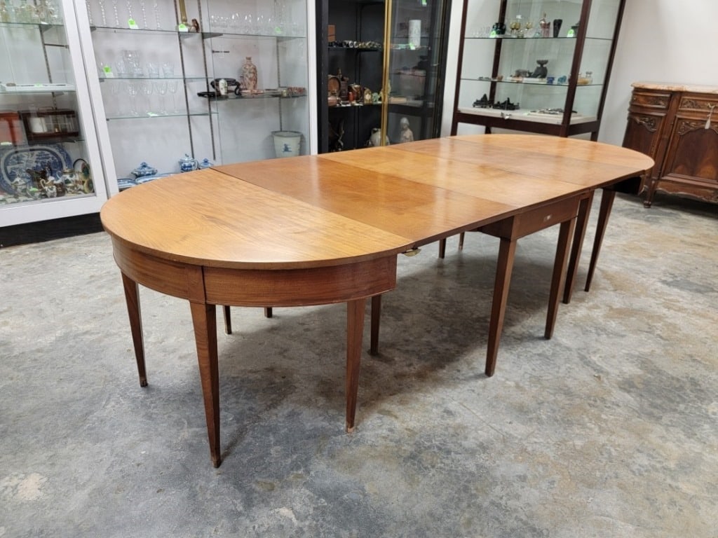 ANTIQUE FEDERAL STYLE DEMILUNE-END DINING TABLE (1 of 15)