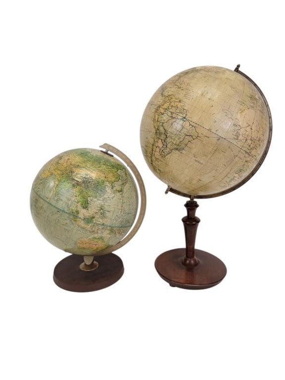 TWO VINTAGE WORLD GLOBES, ROM'S JORDGLOBE, REPLOGL (1 of 4)