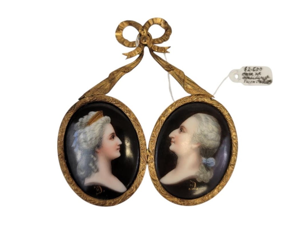 ANTQ PORTRAIT PAINTINGS ON PORCELAIN HUSBAND WIFE (1 of 3)