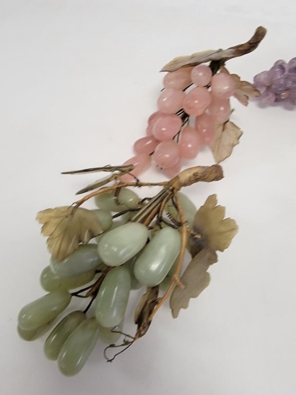 ASSORTED SEMI-PRECIOUS STONE FRUIT / GRAPE BUNCHES - 11