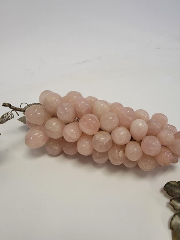 ASSORTED SEMI-PRECIOUS STONE FRUIT / GRAPE BUNCHES - 7