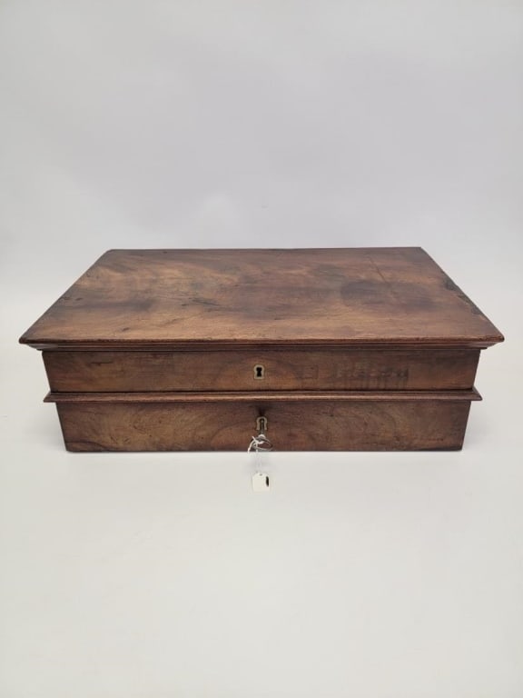 ANTIQUE ENGLISH WOODEN WRITING BOX (1 of 5)