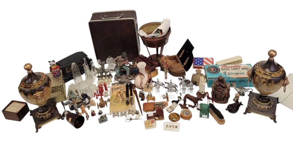 HUGE END OF ESTATE DEALER LOT: COLLECTIBLES, ETC. (1 of 17)