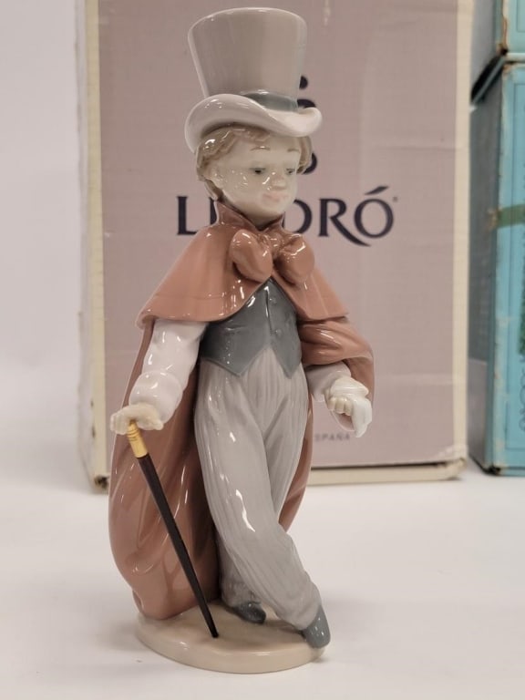 FIVE LLADRO PORCELAIN FIGURINES, CENTAURS ETC. - 12