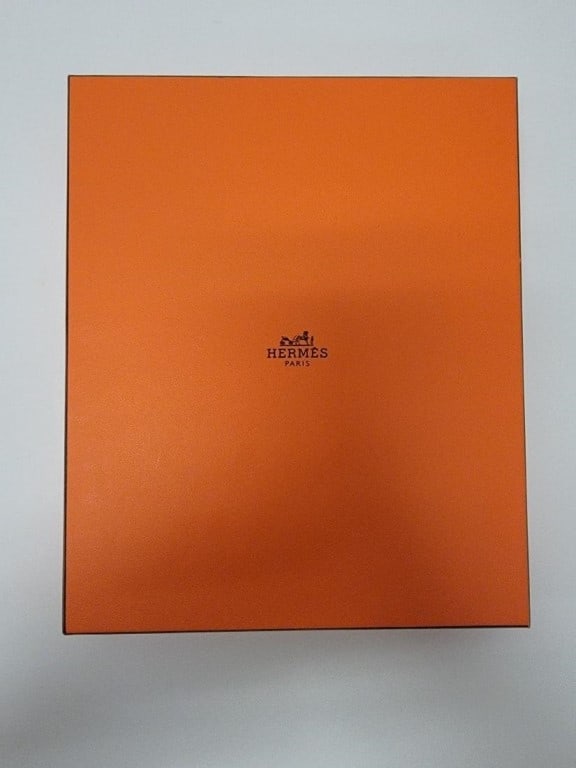 HERMES EMBOSSED BROWN LEATHER IPHONE 15 PRO CASE - 5