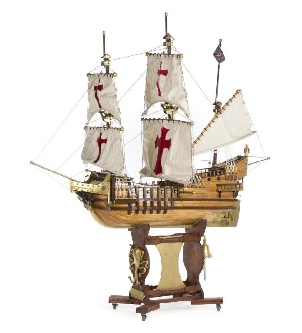 SPANISH GALLEON PIRATE SHIP MODEL (1 of 1)