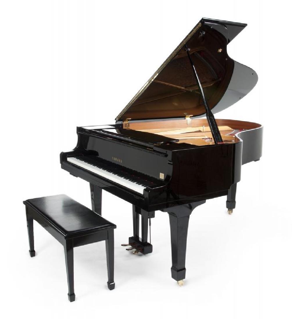 LANCE BASS YAMAHA GRAND PIANO (1 of 4)
