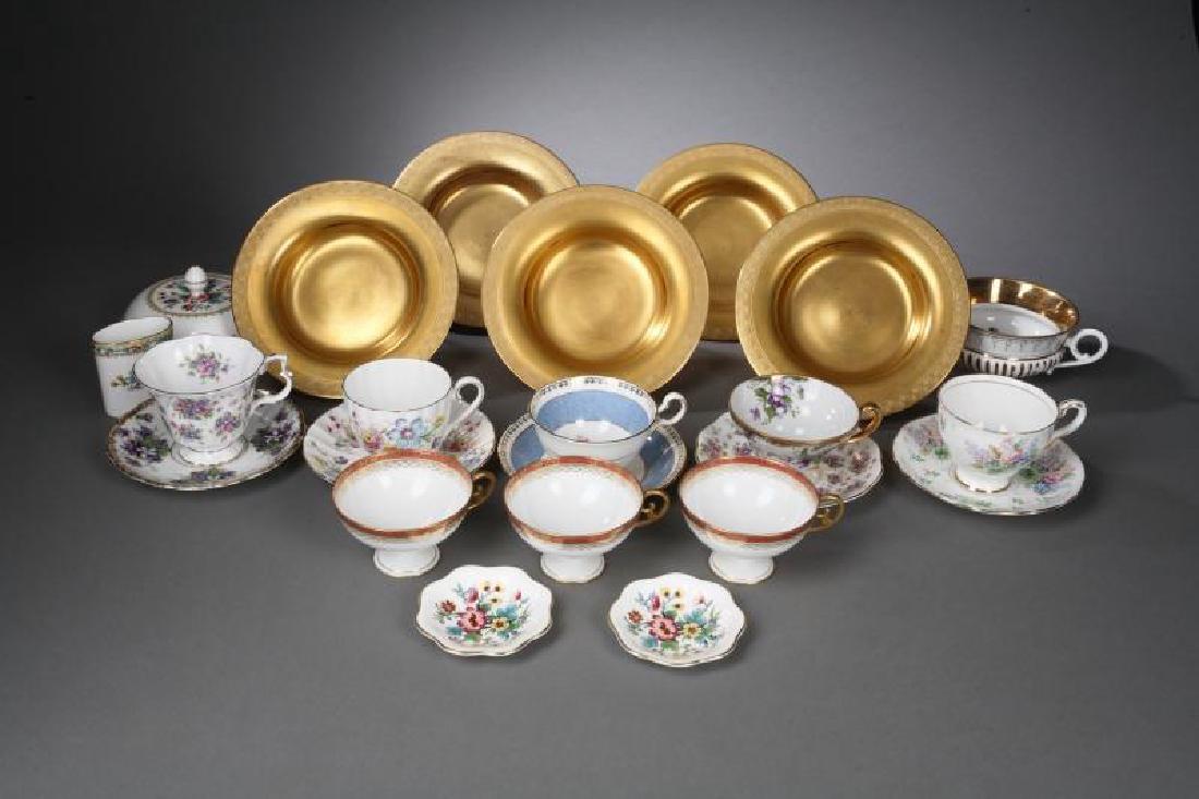 MARY PICKFORD GROUP OF ASSORTED CABINET TEACUPS AND (1 of 1)
