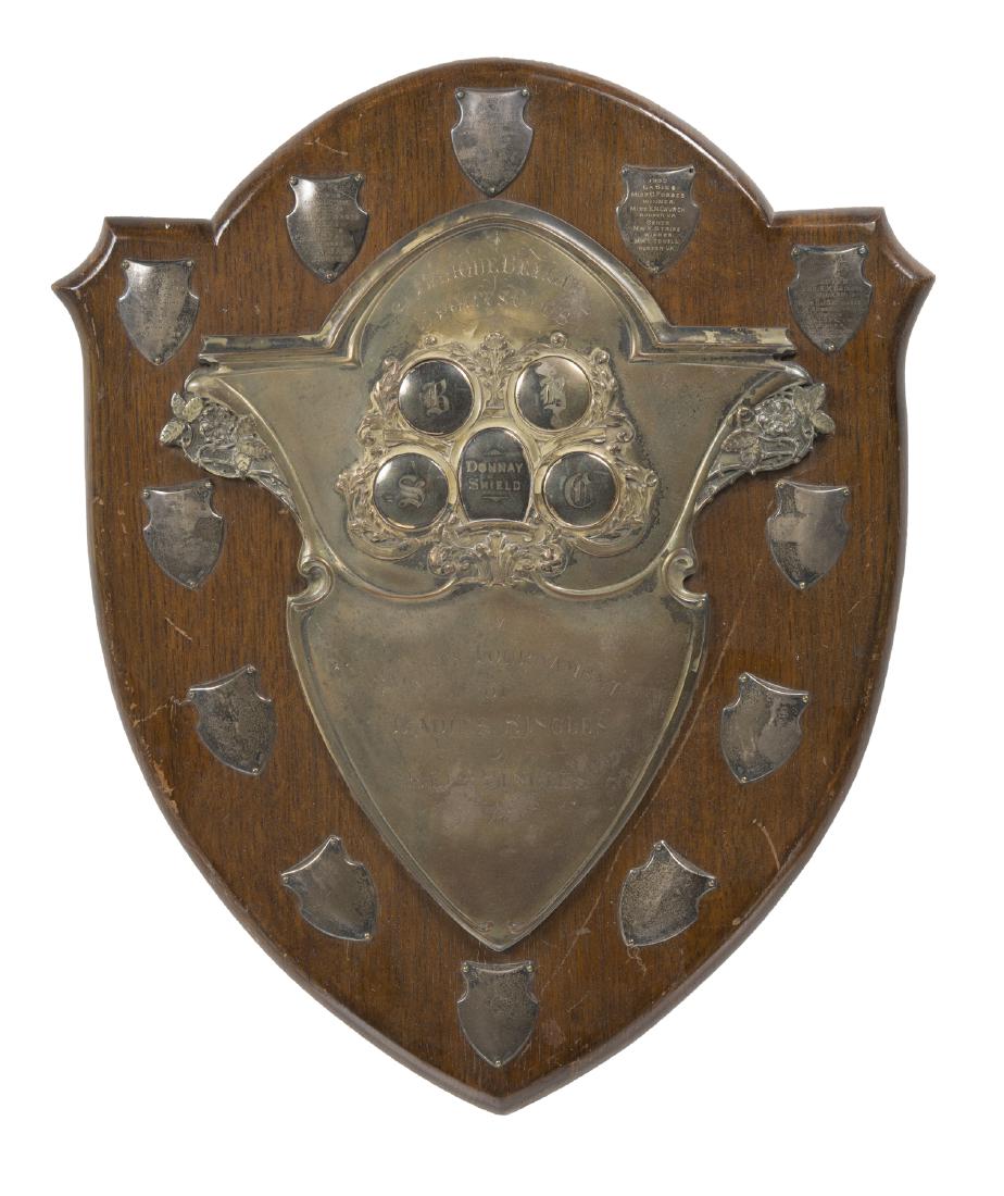 BANQUE BELGE SPORTS CLUB TOURNAMENT PLAQUE (1 of 1)