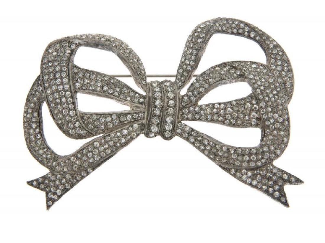 MARILYN MAXWELL WORN BROOCH (1 of 2)