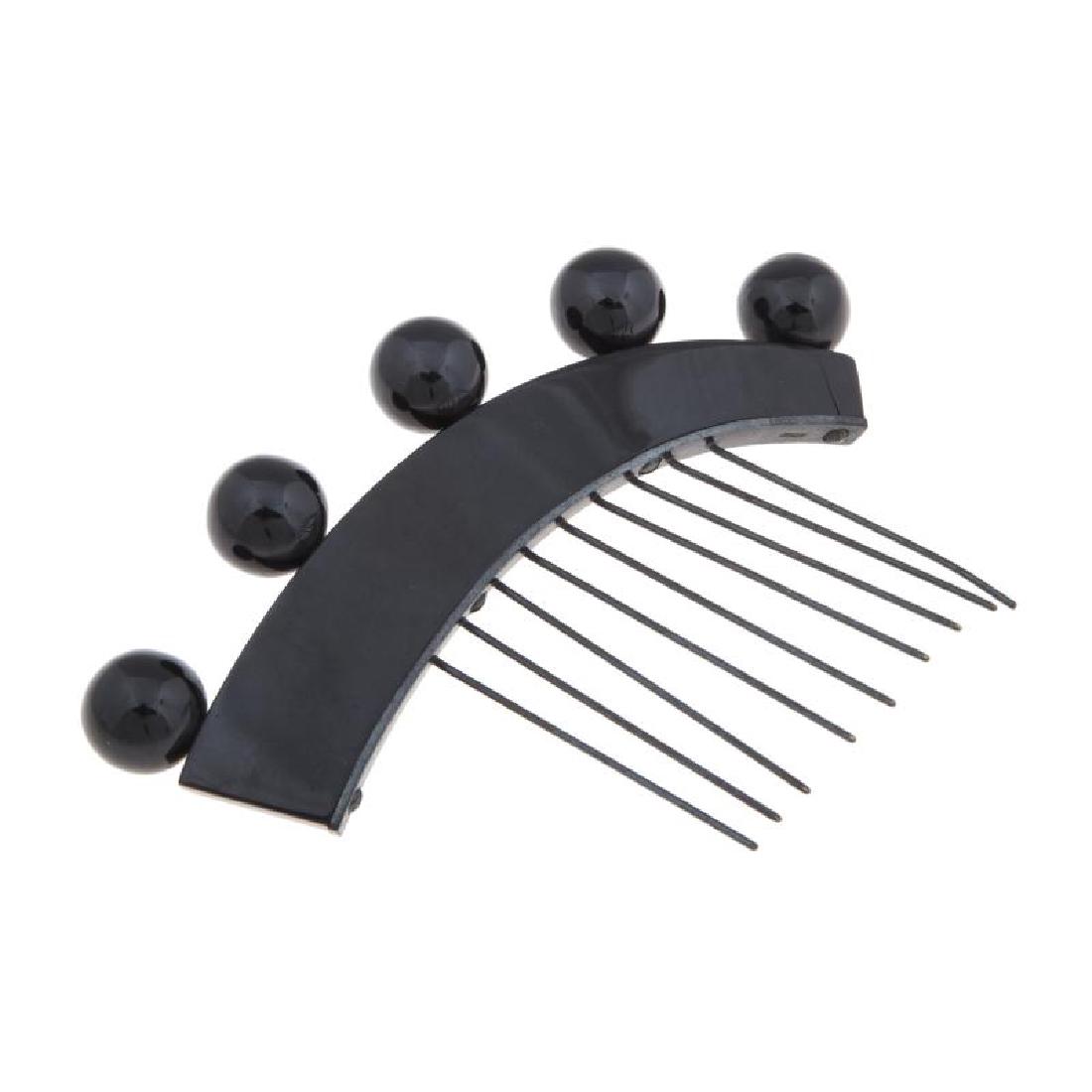 LORETTA YOUNG WORN COMB (1 of 4)