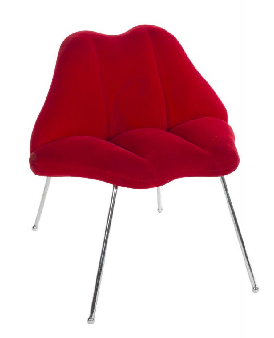 HUGH HEFNER PLUSH UPHOLSTERED RED LIP CHAIR