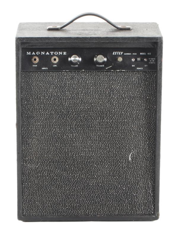 WALTER BECKER MAGNATONE ESTEY MODEL 412 COMBO AMPLIFIER Oct 19, 2019 Julien's Auctions in CA