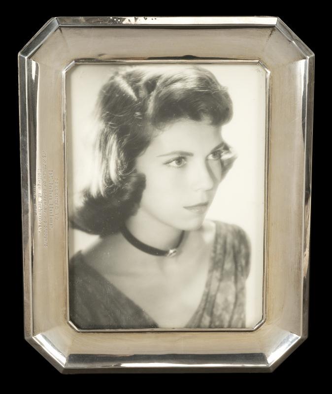 SINATRA GEORGE V STERLING SILVER PICTURE FRAME BY (1 of 2)