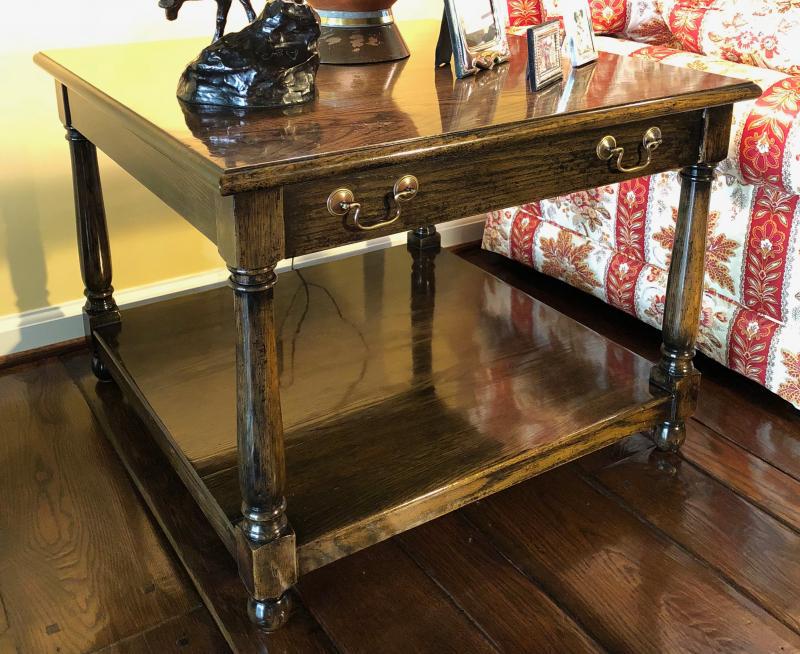 SINATRA PAIR OF JACOBEAN STYLE STAINED WOOD END TABLES (1 of 2)
