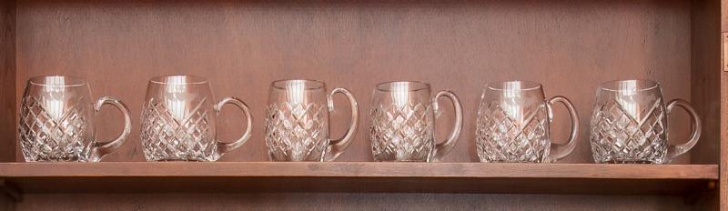 SINATRA GROUP OF SIX CRYSTAL CUT GLASS MUGS (1 of 2)