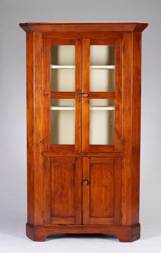 PROVINCIAL STYLE CORNER CABINET