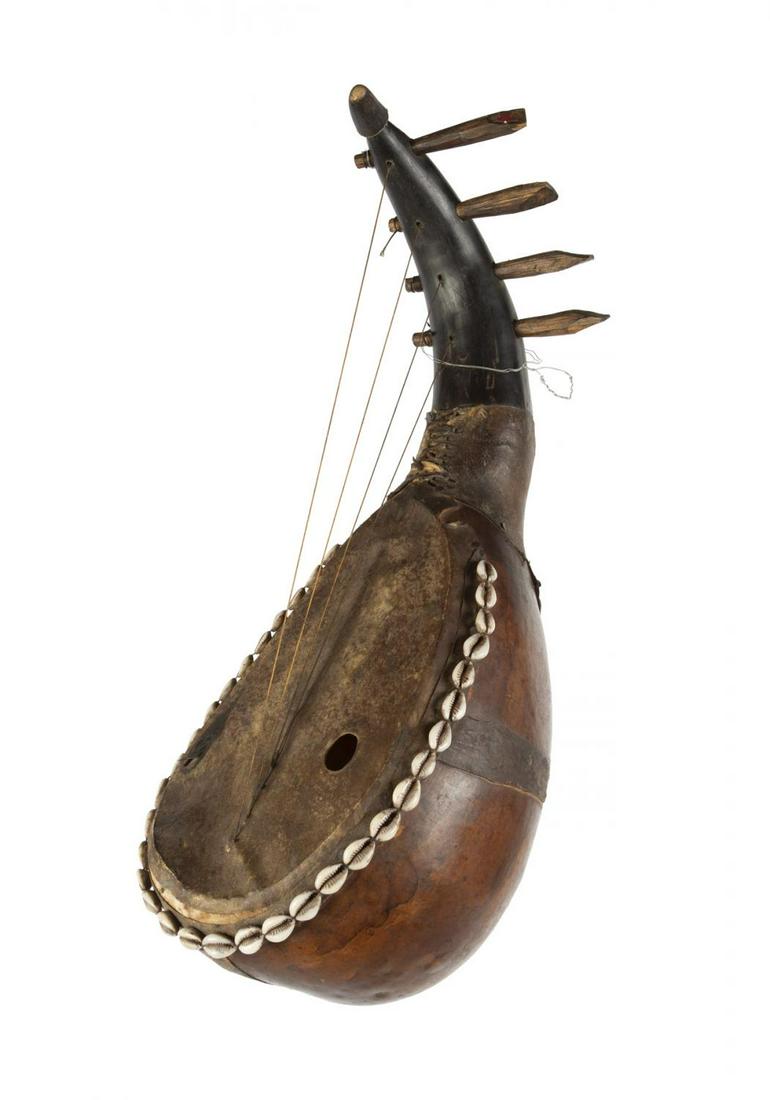 GRETSCH AFRIKAANSE BOOGHARP INSTRUMENT (1 of 2)