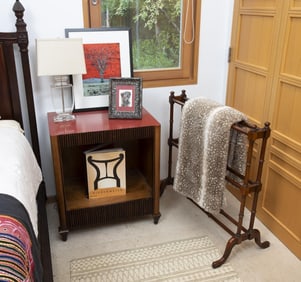 Olivia Newton-John | Blanket Rack with Faux Fur Throw