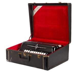 Harry Belafonte | Hohner Resonator 11 Accordion