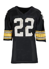 Evening Shade | Coach Wood Newton (Burt Reynolds) Distressed Steelers Jersey