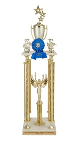 Glee | "All or Nothing" 2013 Regionals First Place Trophy with Tammy Jean Albertson (Kathy Griffin)