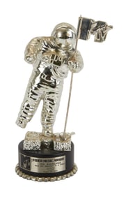Coldplay | Jon Buckland "Trouble" MTV Video Music "Moonman" Award