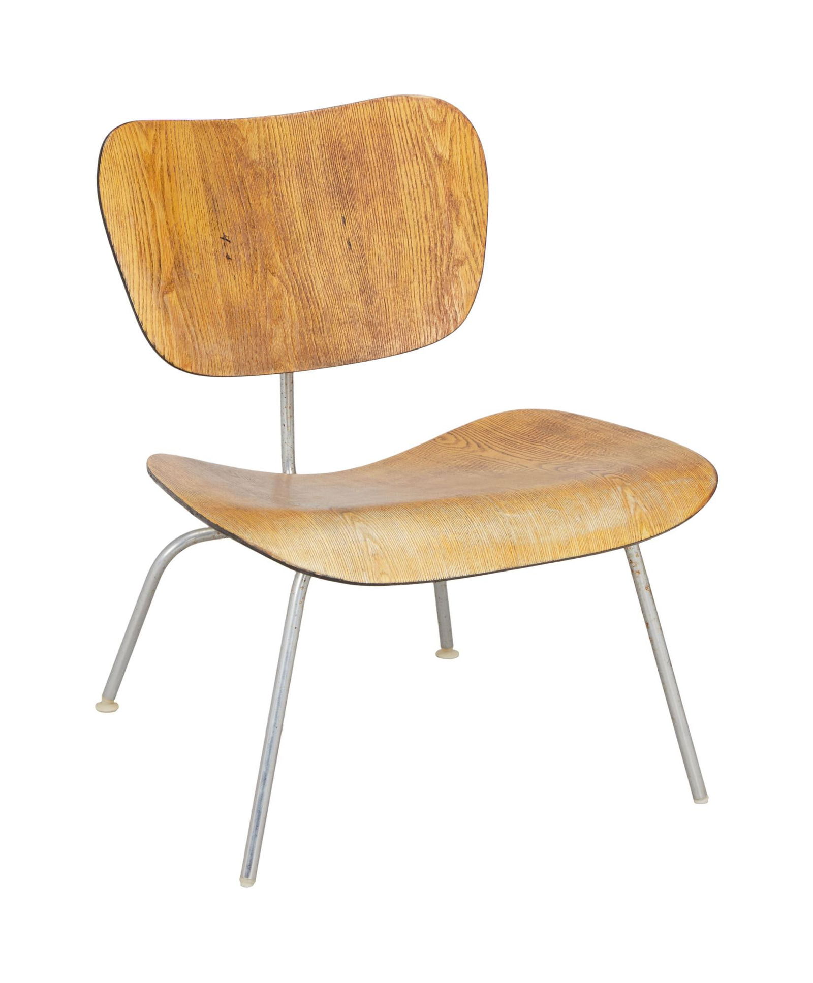 David Lynch | Vintage Eames DCM Chair: A vintage side chair with a plywood body and chromed legs. A vintage side chair with a plywood body and chromed legs. PROVENANCE From The Estate of David Lynch 27 x 22 x 20 inches PROVENANCE From The