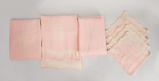 Duke of Windsor | Pink Linen Monogram Bedsheets
