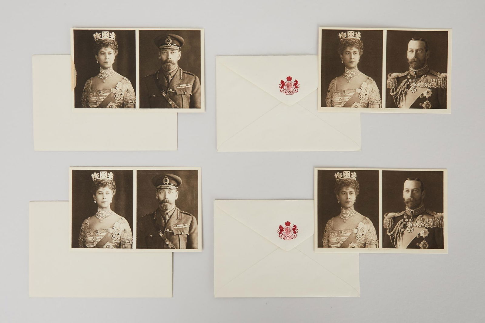 King George V & Queen Mary of Teck | 1914 Christmas Postcards with Envelopes (1 of 6)