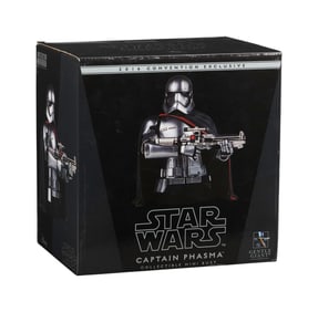 Star Wars: The Force Awakens | "Captain Phasma" Mini Bust by Gentle Giant, Inc.