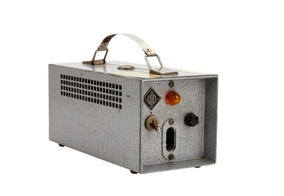 Florian Schneider | Neumann NKMu Microphone Power Supply