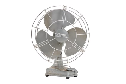 Florian Schneider | Aeros OG30 Oscillating Electric Desk Fan