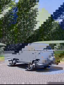 Florian Schneider | 1964 Volkswagen Type 2/T1 Kastenwagen (Panel Van) with Magazine