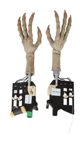 The Dark Crystal: Age of Resistance | skekLach the Collector - Mechanical Puppet Hands