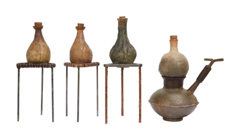 The Dark Crystal: Age of Resistance | Chamber of Life - Alembic and Three Flasks with Tripod Stands