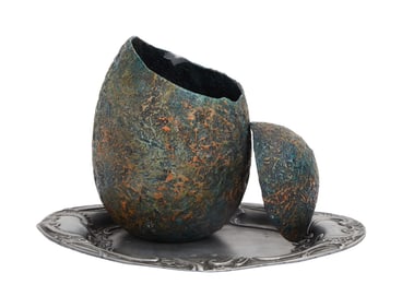 The Dark Crystal: Age of Resistance | Skeksis Banquet Large Egg and Platter Props