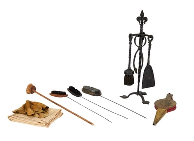 Muppet Treasure Island | Gonzo - Rags Props with Fireplace Tools Set Dressing