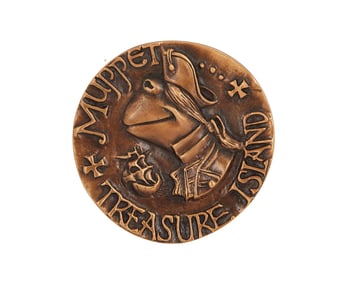 Muppet Treasure Island | Cast and Crew Gifted Medallion